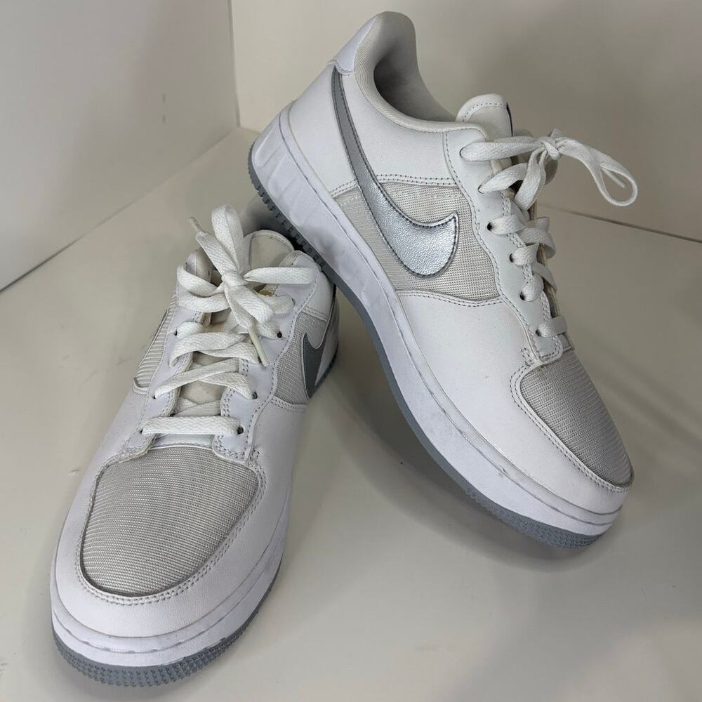 Nike Air Force Unity Low - Gray / Silver and White - Boys Size 7Y